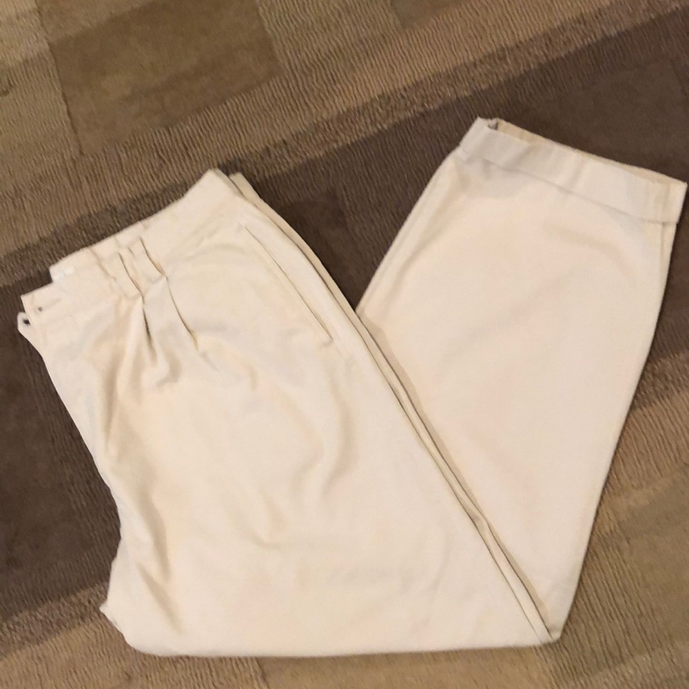 EUC Liz Claiborne Pleated Front Cuffed Khakis 40R